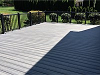 <b>Trex Transcend Island Mist Decking with Black Ultralox Aluminum Railing in Davidsonville MD</b>